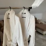 Zerko Marjetka With Wellness Bookable Separately דירה Mirna